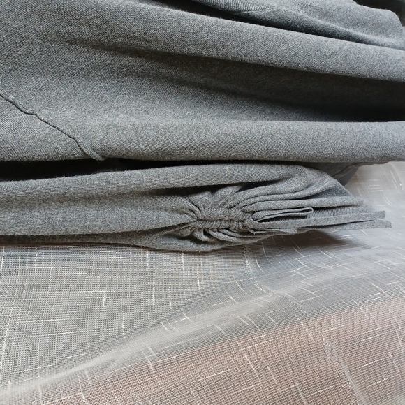 Cupio Light Grey Open Front Draped Cardigan Size L - Picture 4 of 5